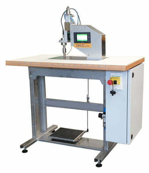 Sew us/04 8 10 Sew Us 04